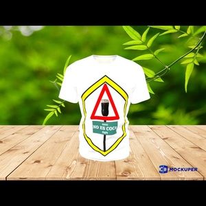 Unique “No es coca papi” T-shirt